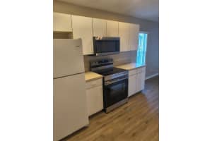 171 PINE CONE DRIVE, DAVENPORT, FL 33897 - MLS#MFRL4957215