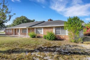 1723 DAUGHTERY ROAD, LAKELAND, FL 33810 - MLS#MFRL4957232