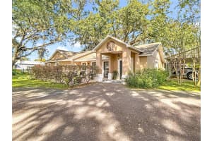 2008 STRAWBERRY DRIVE, PLANT CITY, FL 33563 - MLS#MFRL4957251