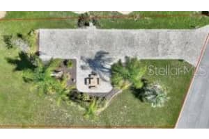 650 GORDON ROAD, POLK CITY, FL 33868 - MLS#MFRL4957309