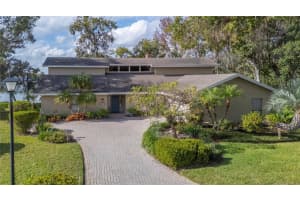 521 CENTURY OAK COURT, LAKELAND, FL 33813 - MLS#MFRL4957323