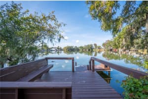 521 CENTURY OAK COURT, LAKELAND, FL 33813 - MLS#MFRL4957323