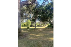 46 NOTTINGHAM WAY, HAINES CITY, FL 33844 - MLS#MFRL4957325