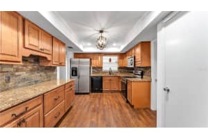 553 VILLA VISTA BOULEVARD, LAKELAND, FL 33813 - MLS#MFRL4957364