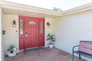 327 EASTON DRIVE, LAKELAND, FL 33803 - MLS#MFRL4957367