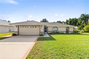 102 Waterview Cir, AUBURNDALE