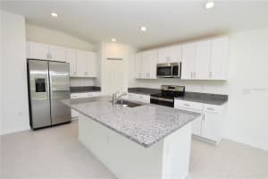 1940 RED LOOP, LAKELAND, FL 33801 - MLS#MFRL4957382