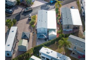 2415 CITRUS TREE ROAD, CLERMONT, FL 34714 - MLS#MFRL4957415