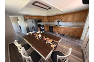 208 CENTER STREET, AUBURNDALE, FL 33823 - MLS#MFRL4957469