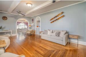 107 LAKE HOWARD DRIVE, WINTER HAVEN, FL 33880 - MLS#MFRL4957484