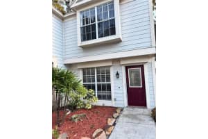 13917 FLETCHERS MILL DRIVE, TAMPA, FL 33613 - MLS#MFRL4957499