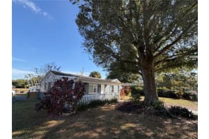 1404 CRESCENT PLACE, LAKELAND, FL 33801 - MLS#MFRL4957508