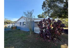 1404 CRESCENT PLACE, LAKELAND, FL 33801 - MLS#MFRL4957508