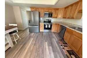 208 Center St St Auburndale, FL 33823 - Off Market