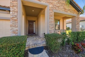 1740 VIA LAGO DRIVE, LAKELAND, FL 33810 - MLS#MFRL4957538