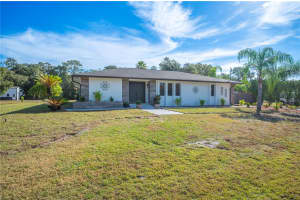 5614 LAZY CREEK DRIVE, LAKELAND, FL 33811 - MLS#MFRL4957579