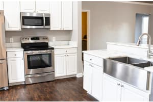 8215 WESTMONT TERRACE DRIVE, LAKELAND, FL 33810 - MLS#MFRL4957600