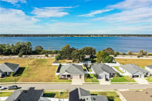 261 WALKERS POINT DRIVE, AUBURNDALE, FL 33823 - MLS#MFRL4957601