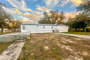 198 SPURLOCK ROAD, FROSTPROOF, FL 33843 - MLS#MFRL4957607
