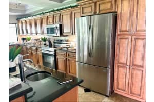 1102 SUGARTREE DRIVE, LAKELAND, FL 33813 - MLS#MFRL4957631