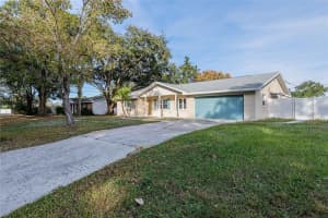 6212 WOODSFIELD WAY, LAKELAND, FL 33813 - MLS#MFRL4957642