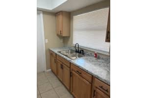 1210 WATERSEDGE DRIVE, LAKELAND, FL 33801 - MLS#MFRL4957700