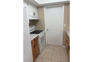 1210 WATERSEDGE DRIVE, LAKELAND, FL 33801 - MLS#MFRL4957700