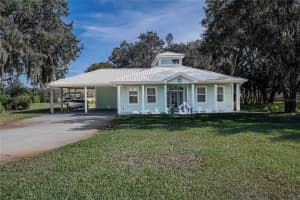 2424 BURNS AVENUE, LAKE WALES, FL 33898 - MLS#MFRL4957741