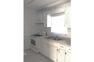 804 AVENUE L SW, WINTER HAVEN, FL 33880 - MLS#MFRL4957758