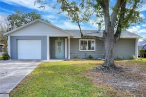 3830 BENT TREE LOOP, LAKELAND, FL 33813 - MLS#MFRL4957790