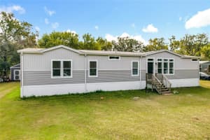 1554 LUNN WOODS TRAIL, LAKELAND, FL 33811 - MLS#MFRL4957826