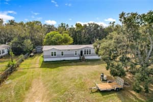 1554 LUNN WOODS TRAIL, LAKELAND, FL 33811 - MLS#MFRL4957826