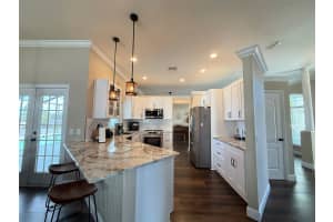 2331 CHESTERFIELD CIRCLE, LAKELAND, FL 33813 - MLS#MFRL4957855