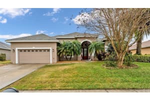 227 Viola Dr, AUBURNDALE