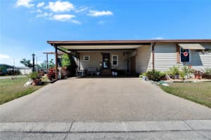 4910 LOCH NESS DRIVE, LAKELAND, FL 33810 - MLS#MFRL4957893