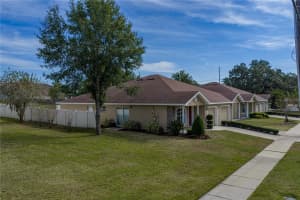 4924 DOSSEY ROAD, LAKELAND, FL 33811 - MLS#MFRL4957921