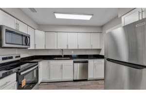 260 VILLAGE CREST COURT, LAKELAND, FL 33809 - MLS#MFRL4957936