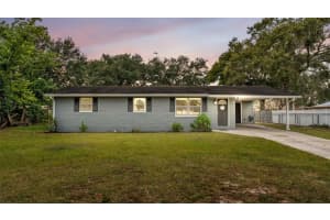 2515 CRYSTAL LAKE ACRES DRIVE, LAKELAND, FL 33801 - MLS#MFRL4957978