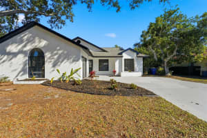 5737 DEER HOLLOW LANE, SARASOTA, FL 34232 - MLS#MFRL4957979
