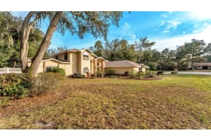 6828 FORESTWOOD DRIVE, LAKELAND, FL 33811 - MLS#MFRL4957989