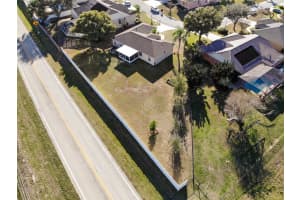 6510 OAKPOINT DRIVE, LAKELAND, FL 33813 - MLS#MFRL4958031