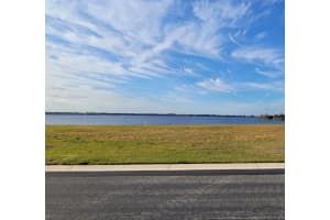 671 WATERFERN TRAIL DRIVE, AUBURNDALE, FL 33823 - MLS#MFRL4958036