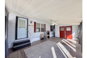 1011 ELIZABETH LANE, LAKELAND, FL 33809 - MLS#MFRL4958042