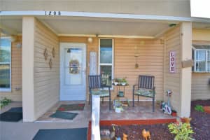 1205 CLUB CIRCLE, LAKESHORE, FL 33854 - MLS#MFRL4958082