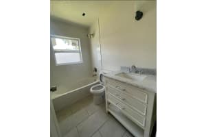 MLS# MFRL4958116, Lakeland, Florida 33815