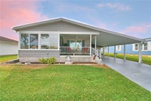 4911 Colonnades Club Blvd, LAKELAND