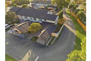 1716 LAFAYETTE COURT, ORLANDO, FL 32807 - MLS#MFRL4958154