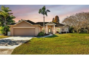 6760 ENGLELAKE DRIVE, LAKELAND, FL 33813 - MLS#MFRL4958170