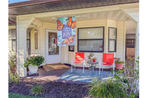 1678 COLONNADES CIRCLE, LAKELAND, FL 33811 - MLS#MFRL4958204