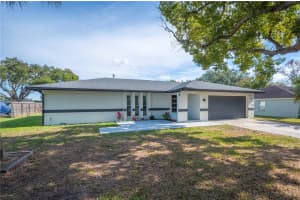 5010 FAIRFAX E, LAKELAND, FL 33813 - MLS#MFRL4958236